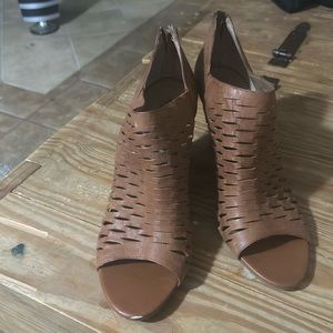 franco carto size 11M brown open toed heels